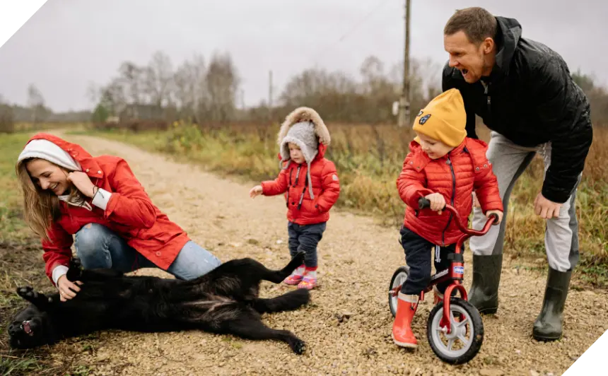Family With Dog Crop (2)