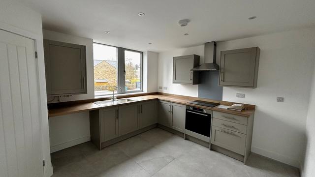 22 Thatchers Croft Kitchen