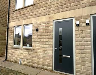 Close Up 22 Thatchers (2)